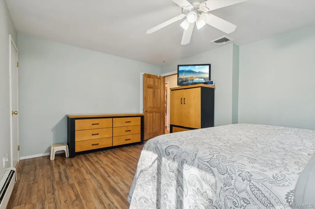 12 Wesleyan Road Commack NY 11725