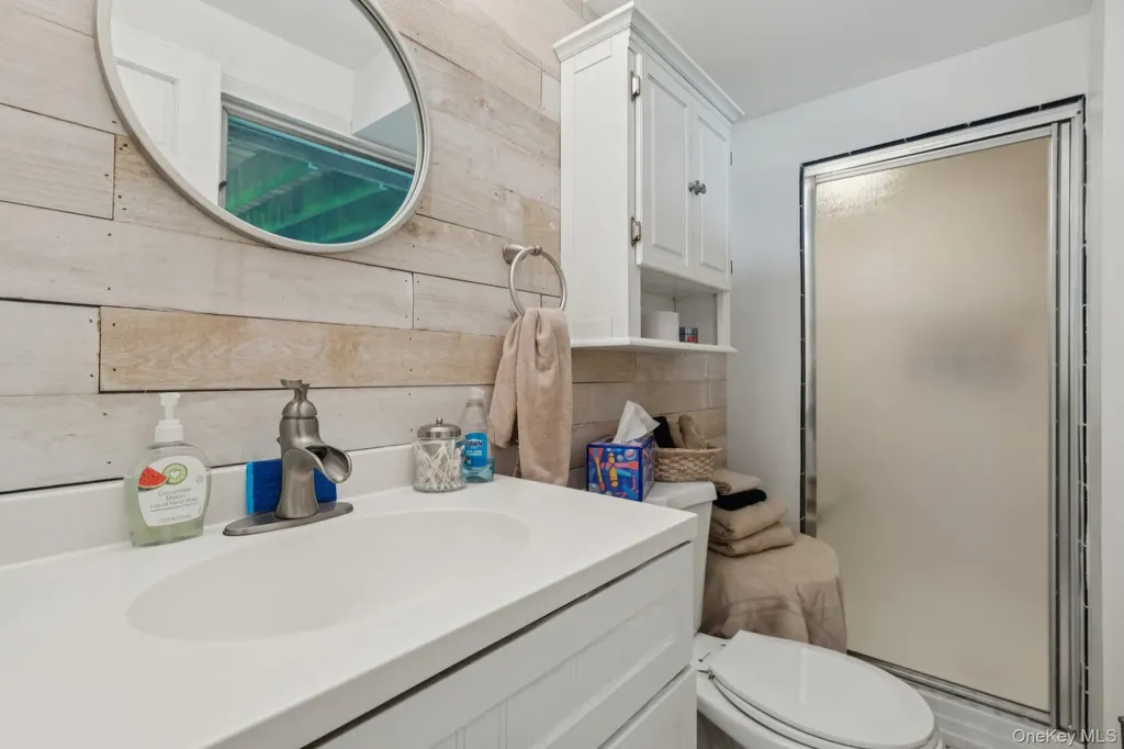 12 Wesleyan Road Commack NY 11725