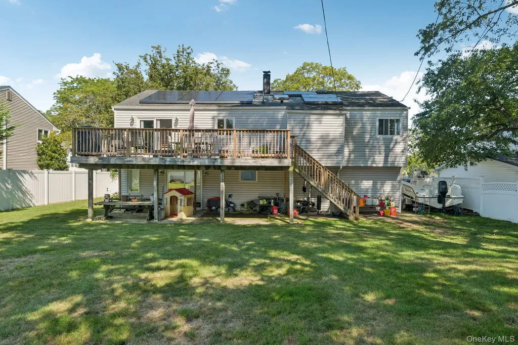 12 Wesleyan Road Commack NY 11725