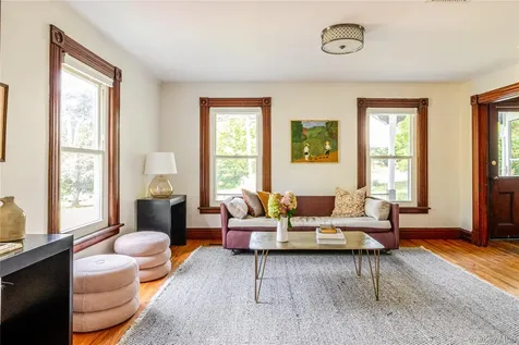 47 Summit Street Hudson NY 12565