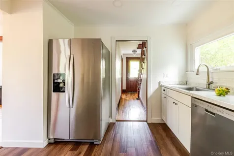 47 Summit Street Hudson NY 12565