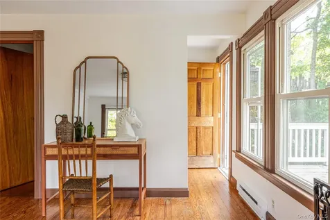 47 Summit Street Hudson NY 12565