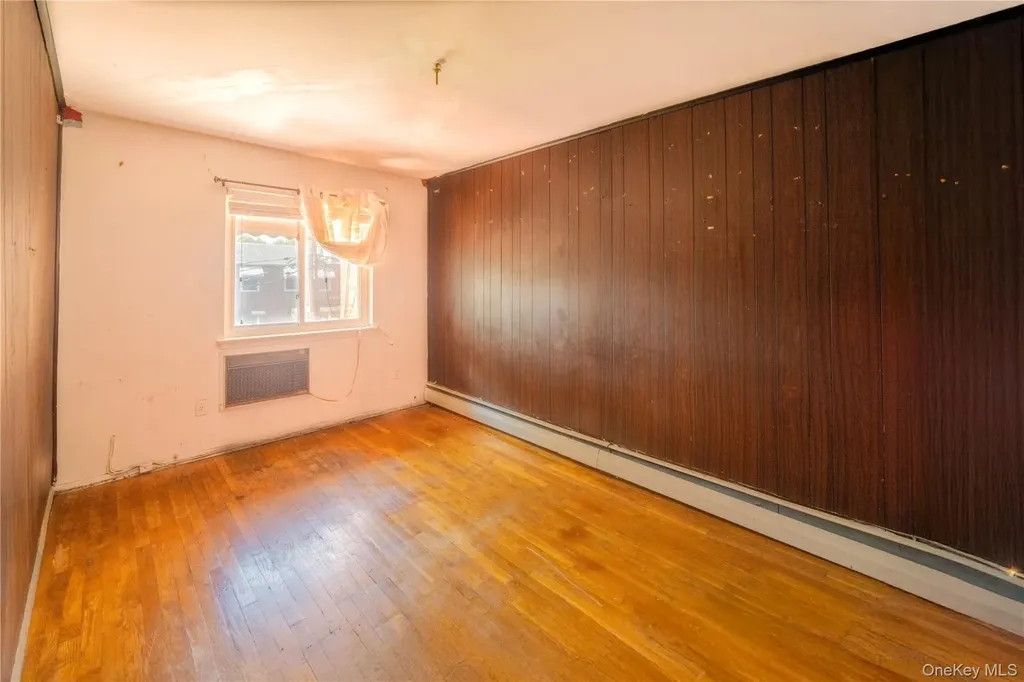 565 E 81st Street Brooklyn NY 11236