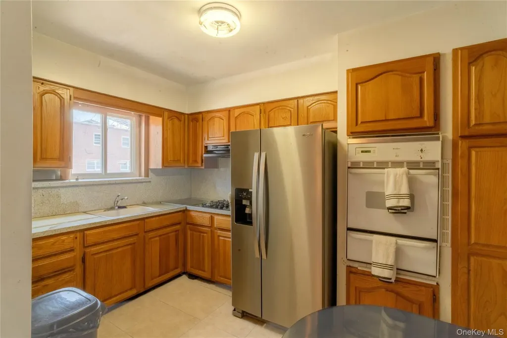 565 E 81st Street Brooklyn NY 11236