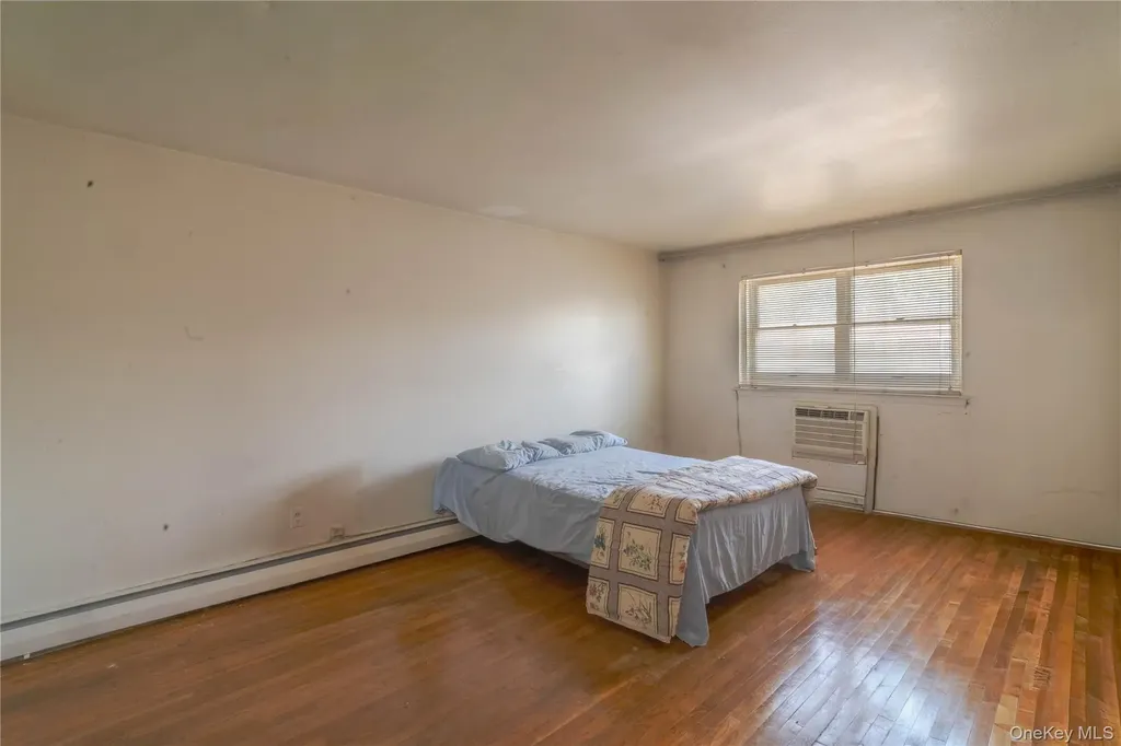 565 E 81st Street Brooklyn NY 11236