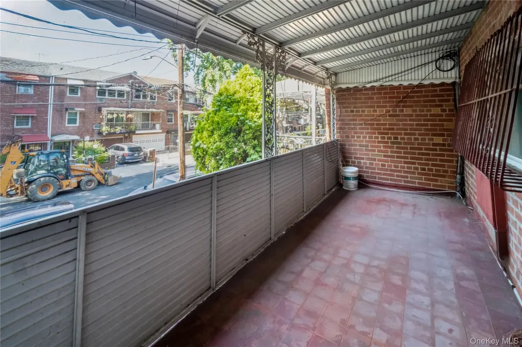 565 E 81st Street Brooklyn NY 11236