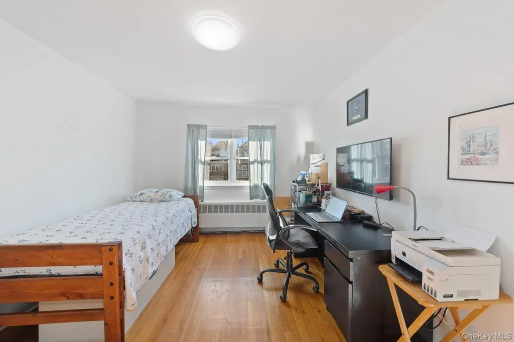 902 Dean Avenue Bronx NY 10465