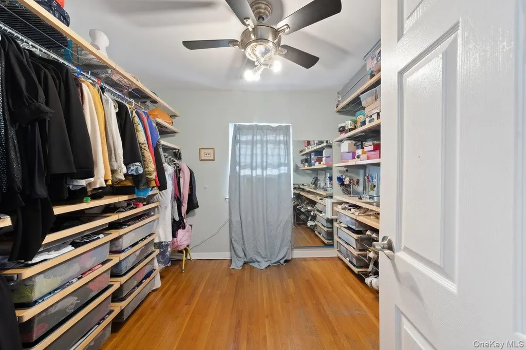 902 Dean Avenue Bronx NY 10465