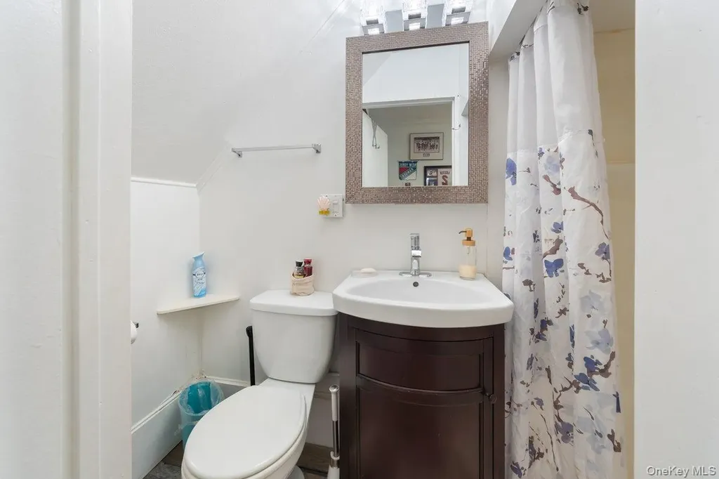 902 Dean Avenue Bronx NY 10465