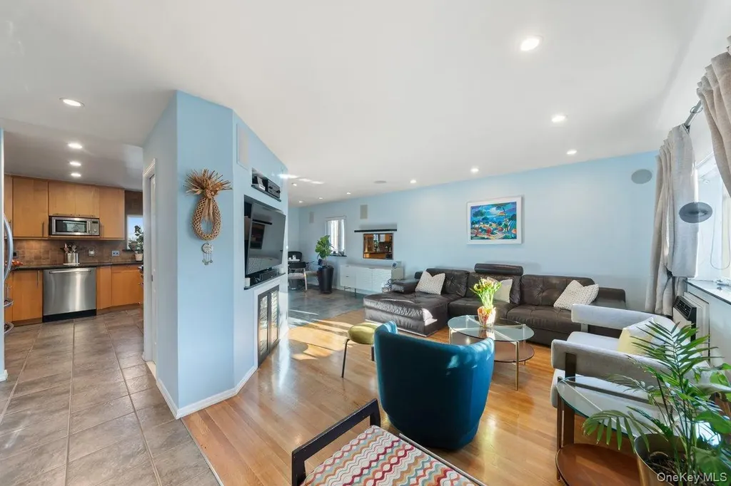902 Dean Avenue Bronx NY 10465