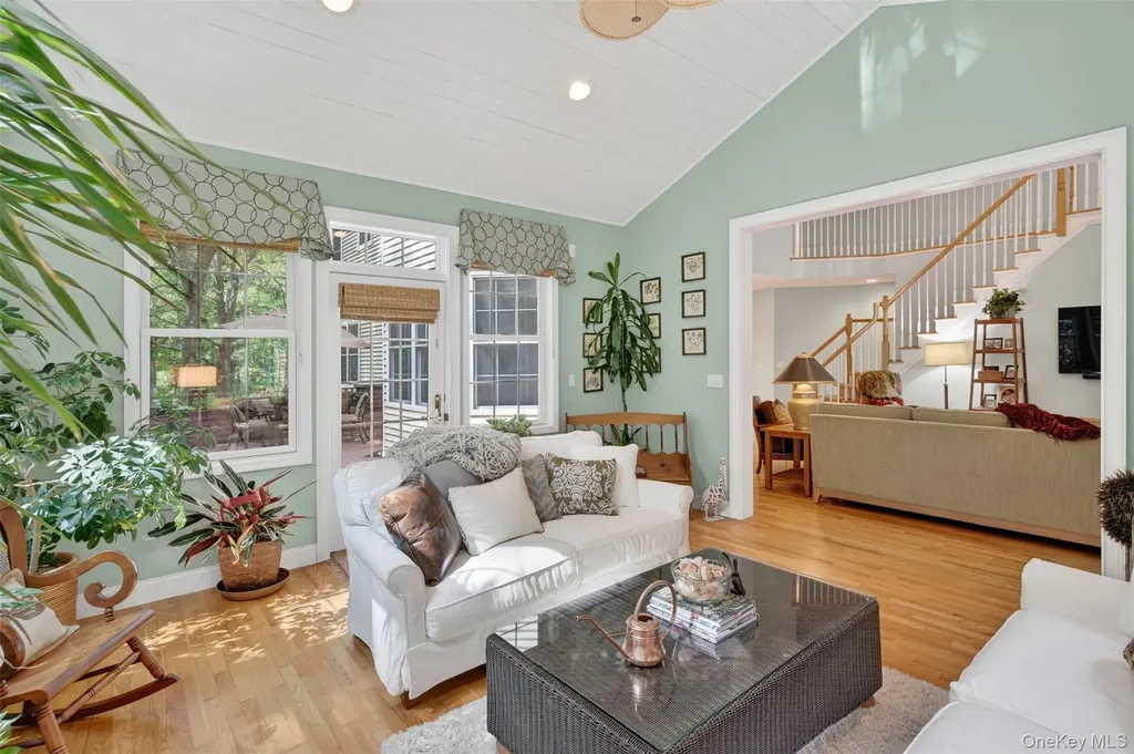 3 Orr-hatch Drive Cornwall NY 12518