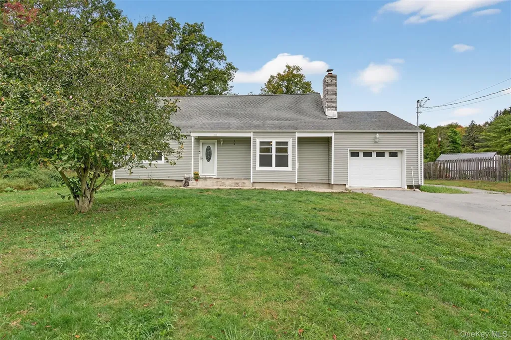 233 Ridge Road Westtown NY 10998