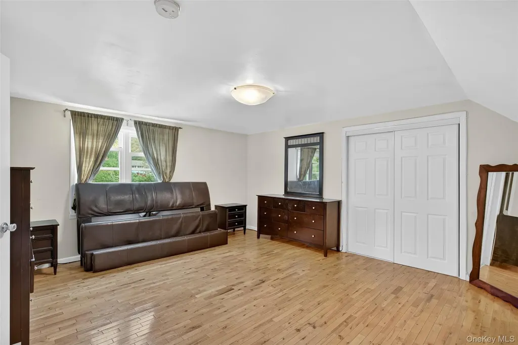 233 Ridge Road Westtown NY 10998