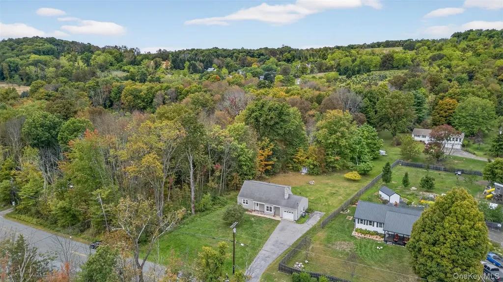 233 Ridge Road Westtown NY 10998