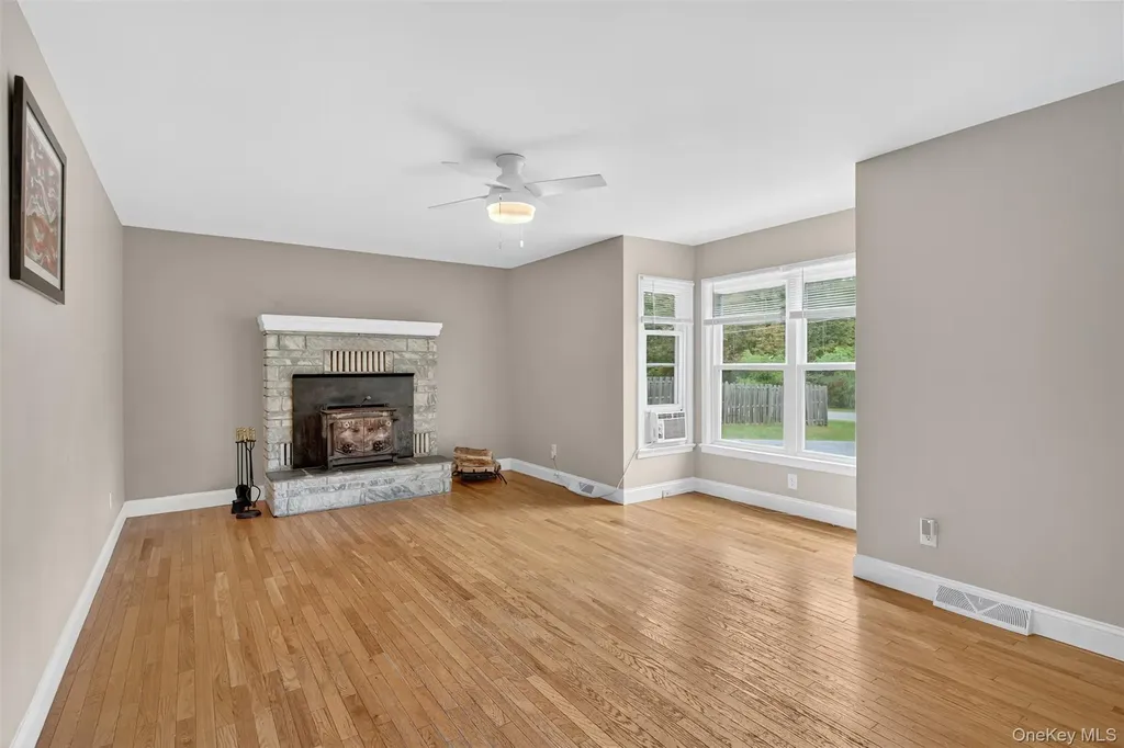 233 Ridge Road Westtown NY 10998