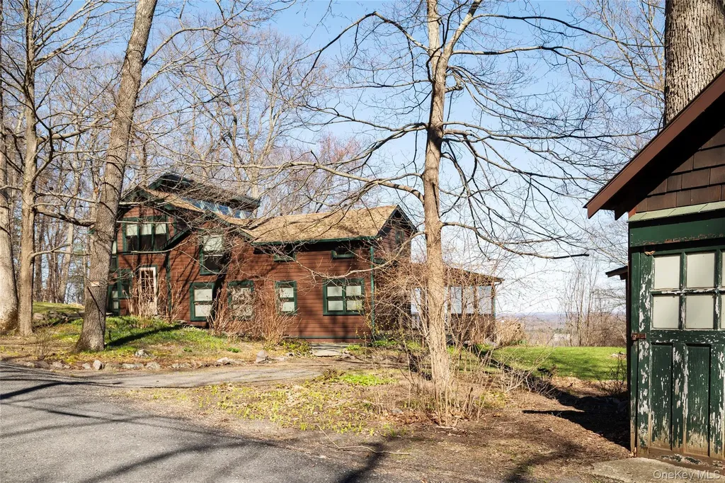 226 Burroughs Drive West Park NY 12493