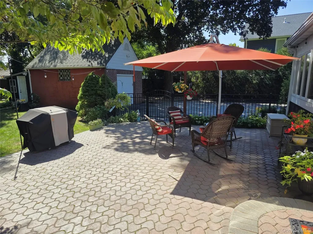178 Maple Drive Saint James NY 11780
