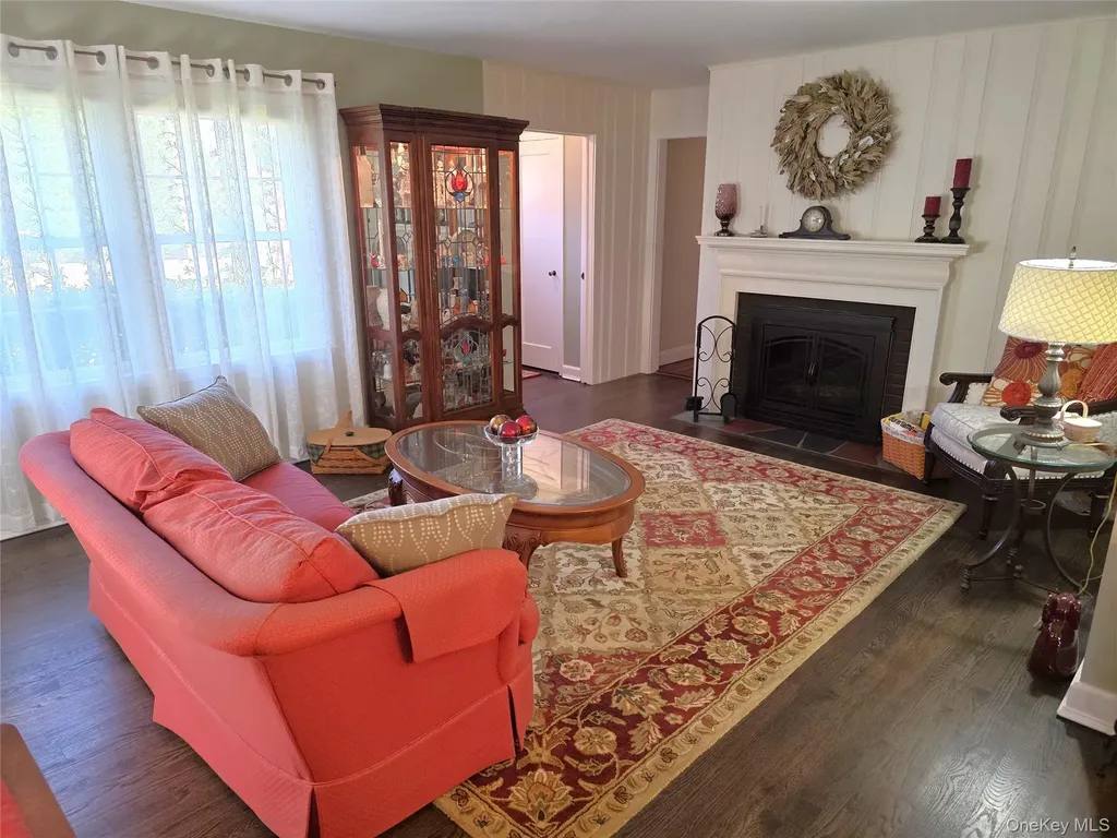 178 Maple Drive Saint James NY 11780
