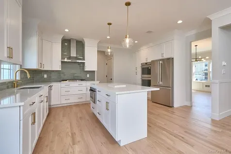 1480 Adam Place Wantagh NY 11793