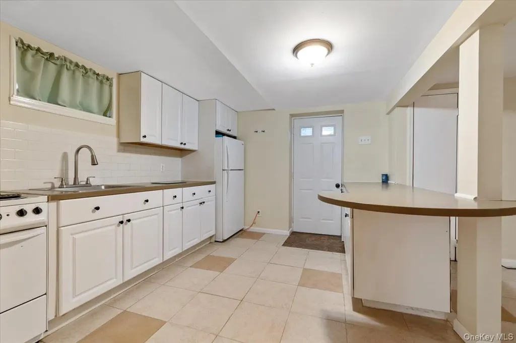 212 Locust Drive Rocky Point NY 11778