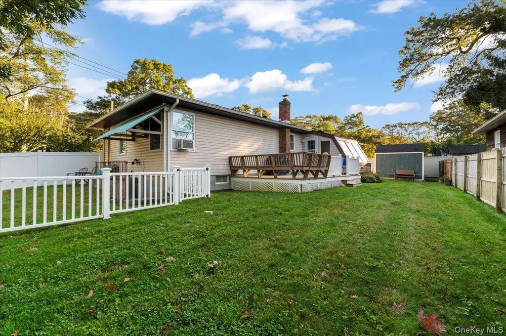 212 Locust Drive Rocky Point NY 11778