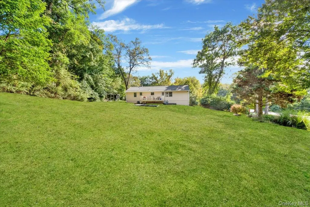 40 Baldwin Lane Mahopac NY 10541