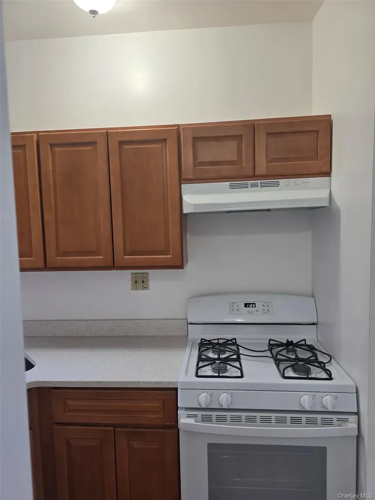 847 Utica Avenue Brooklyn NY 11203