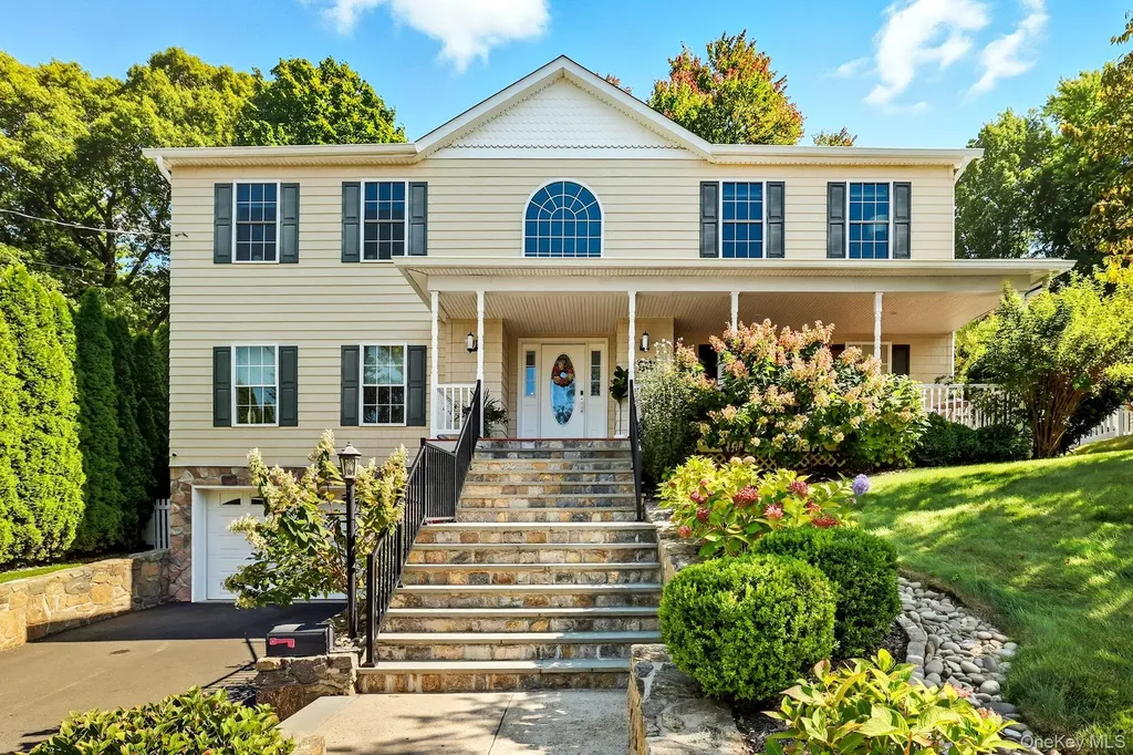 94 Holland Place Hartsdale NY 10530