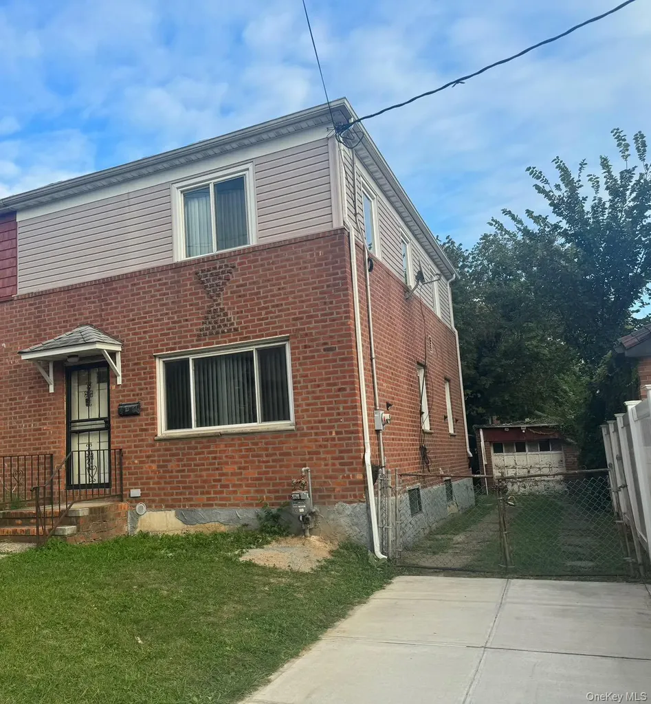 14014 Negundo Avenue Flushing NY 11355