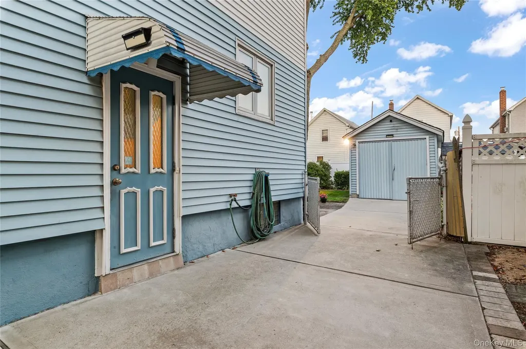 65 Haven Avenue Valley Stream NY 11580