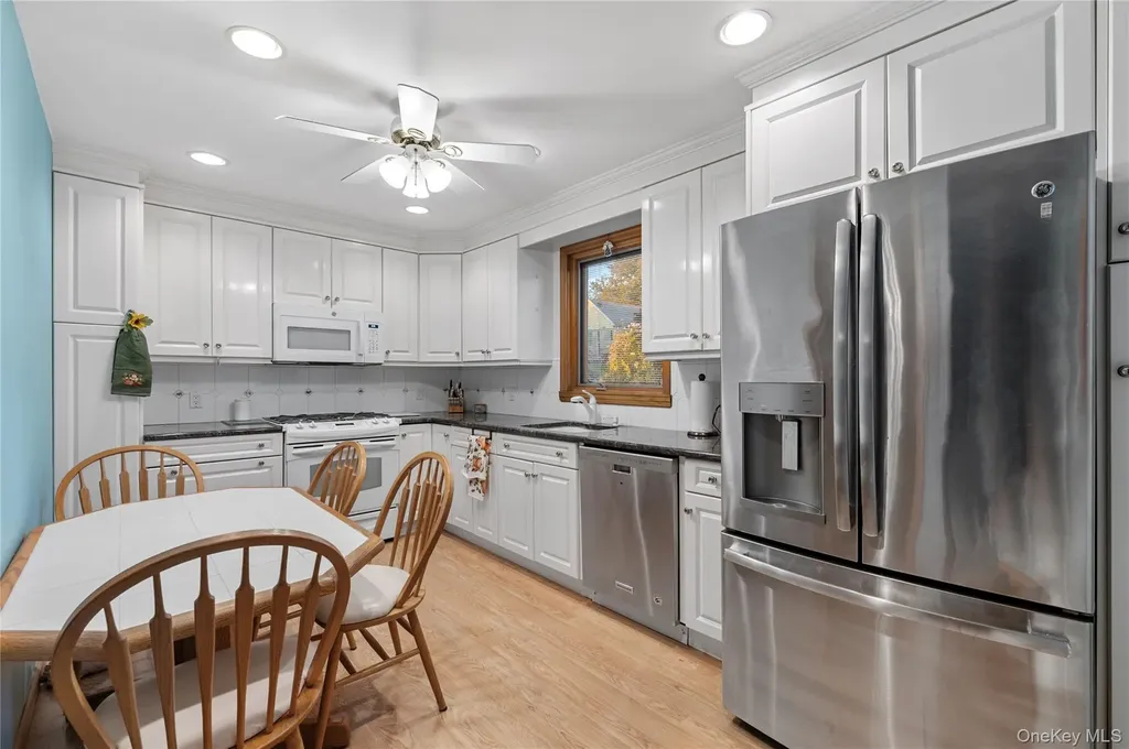 65 Haven Avenue Valley Stream NY 11580