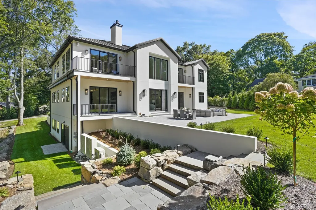 11 Boxwood Lane Rye NY 10580