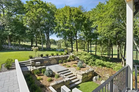 11 Boxwood Lane Rye NY 10580