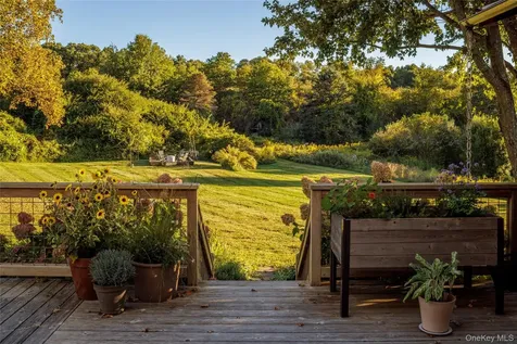 108 Wey Road Rhinebeck NY 12572