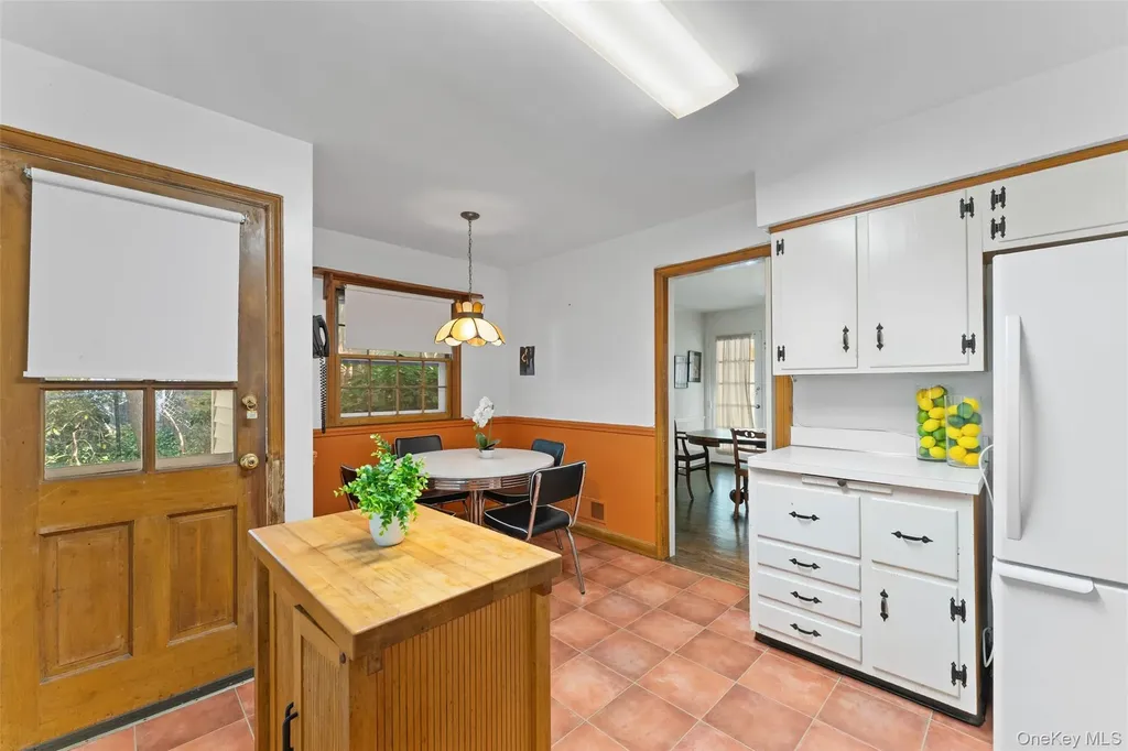 1 Windsor Lane Scarsdale NY 10583