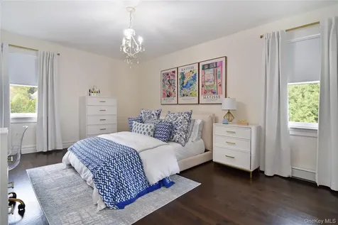 9 White Plains Road Bronxville NY 10708