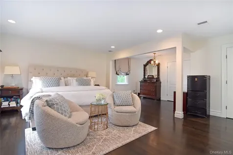 9 White Plains Road Bronxville NY 10708