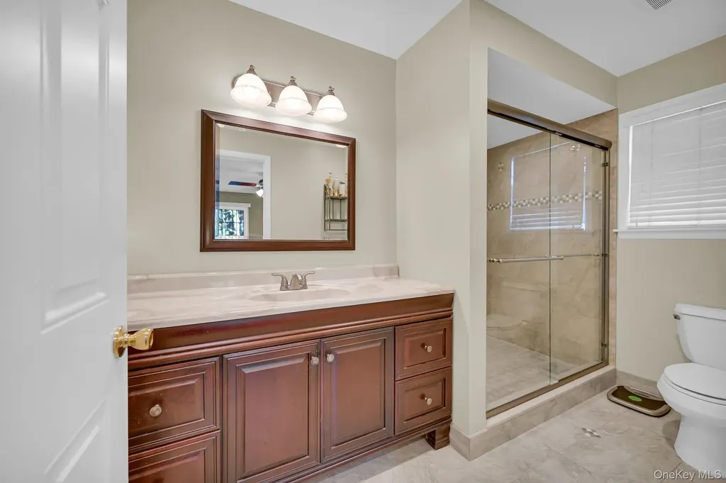 35 Chimney Ridge Drive Nanuet NY 10954