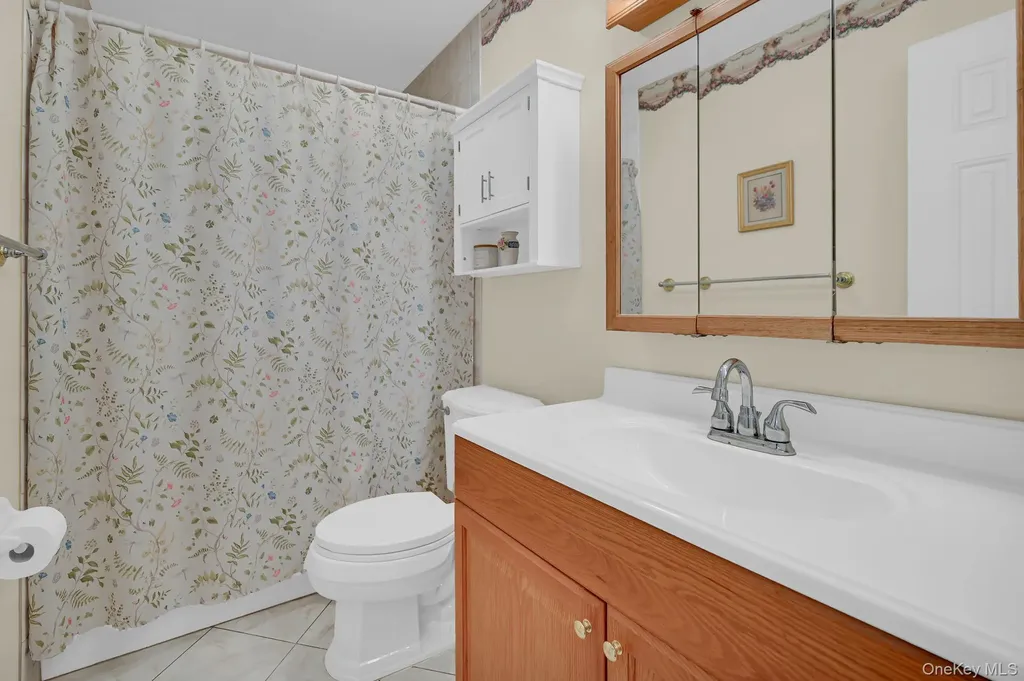 35 Chimney Ridge Drive Nanuet NY 10954
