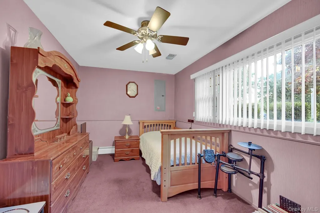 35 Chimney Ridge Drive Nanuet NY 10954