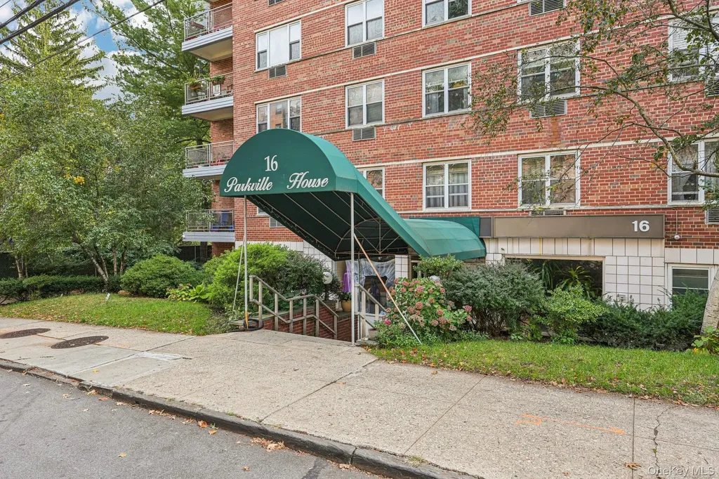 16 Lake Street White Plains NY 10603