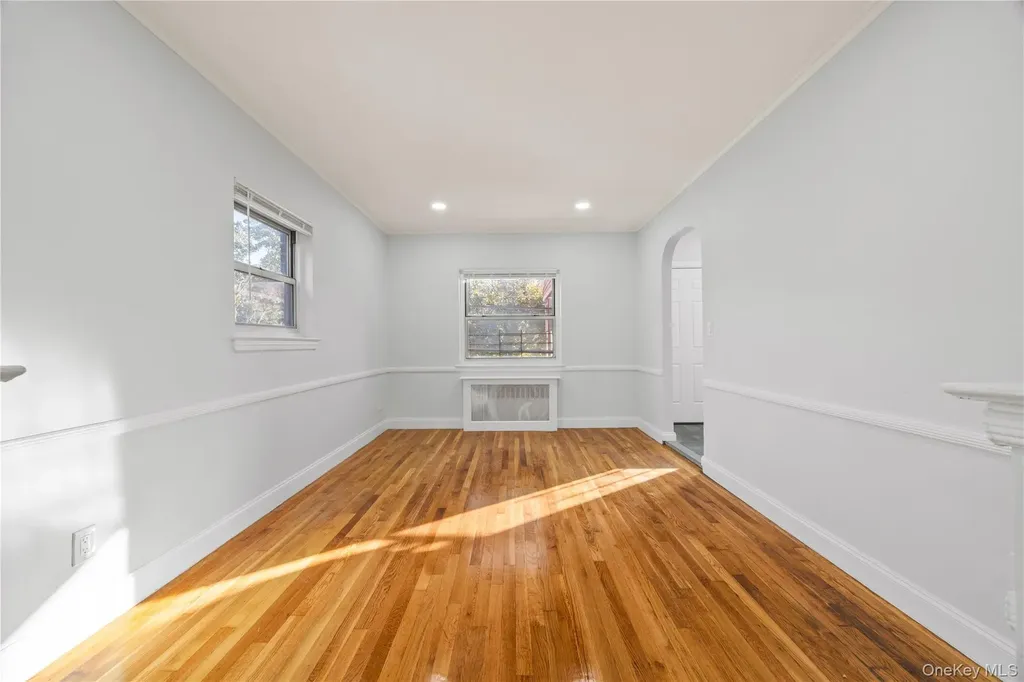 1150 E 214th Street Bronx NY 10469