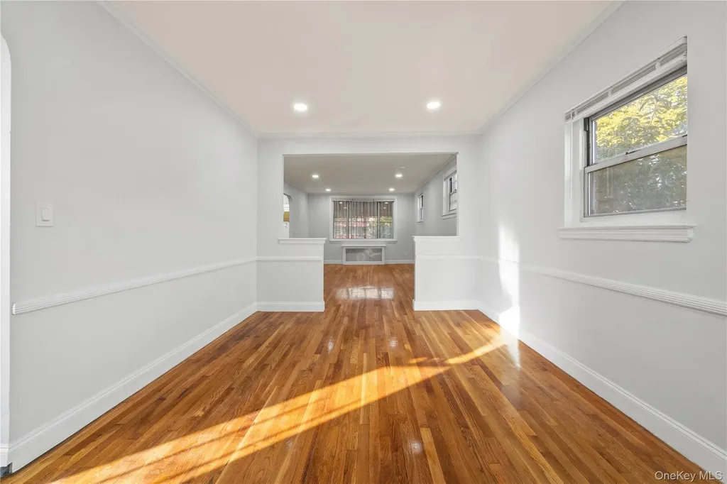 1150 E 214th Street Bronx NY 10469