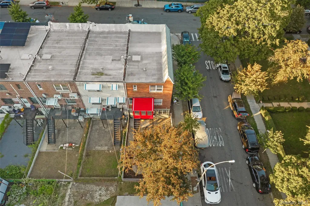 1150 E 214th Street Bronx NY 10469