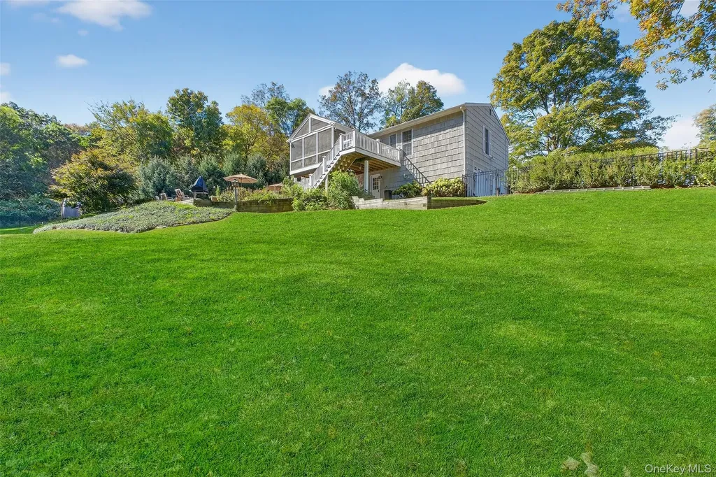 34 Farview Road Carmel NY 10512