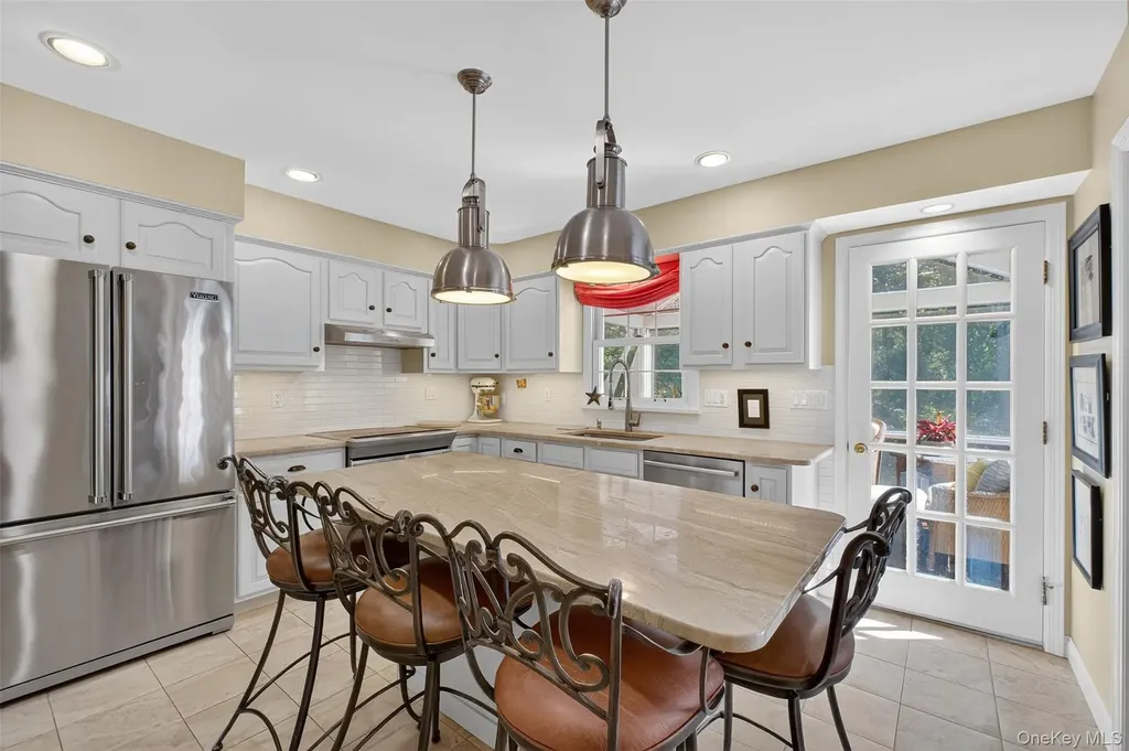 34 Farview Road Carmel NY 10512