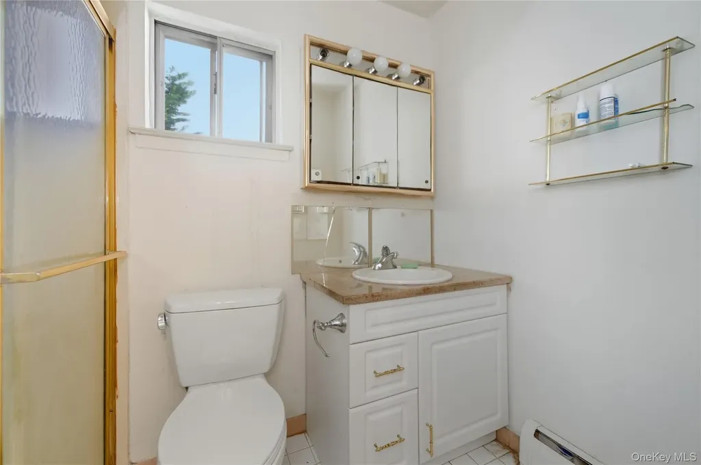 3924 Jane Lane Oceanside NY 11572