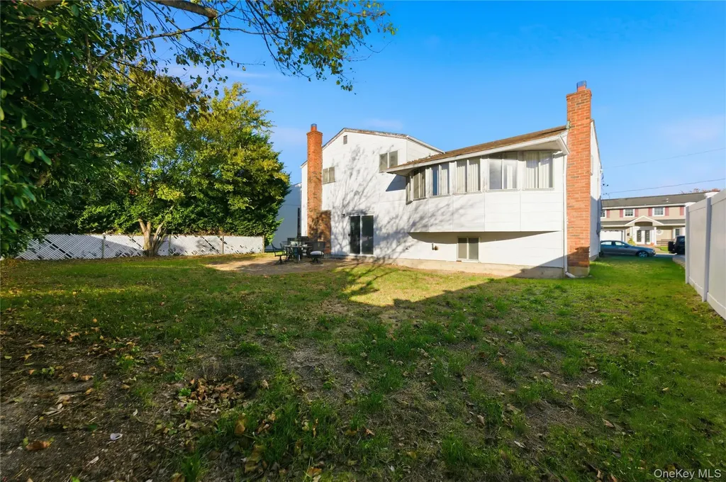 3924 Jane Lane Oceanside NY 11572