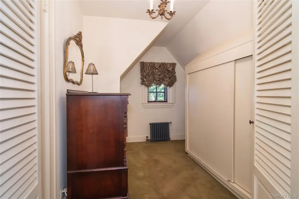 169 Kneeland Avenue Yonkers NY 10705
