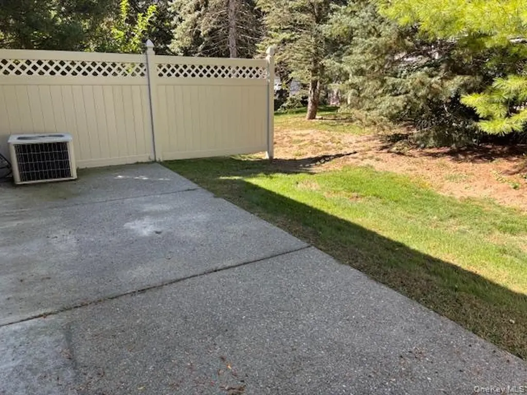 35 Deer Crossing Drive Fishkill NY 12524